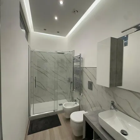 Per Aspera Ad Astra Apartmán Salerno