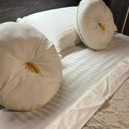 Per Aspera Ad Astra Apartmán *