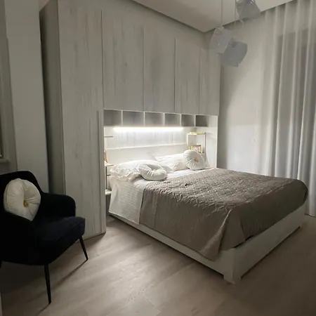 Per Aspera Ad Astra Apartmán Salerno