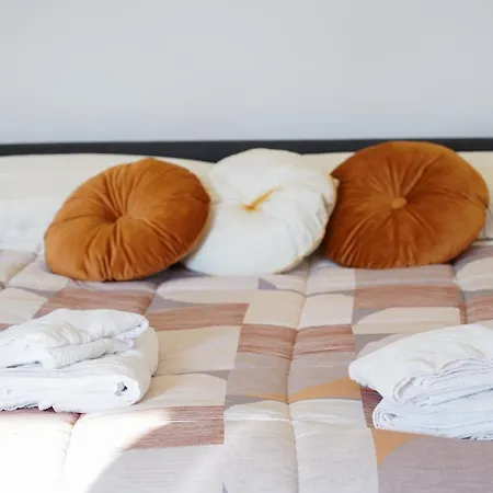 Per Aspera Ad Astra Apartmán *