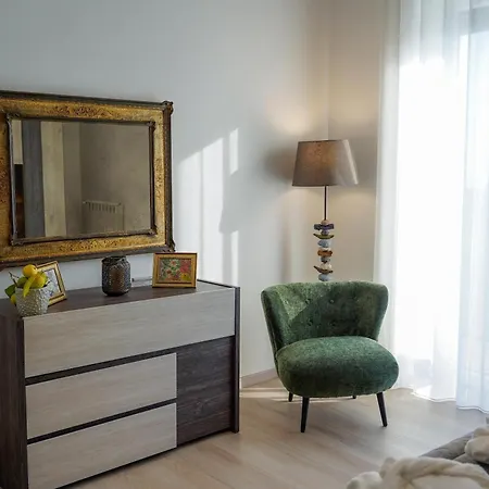 Per Aspera Ad Astra * サレルノ